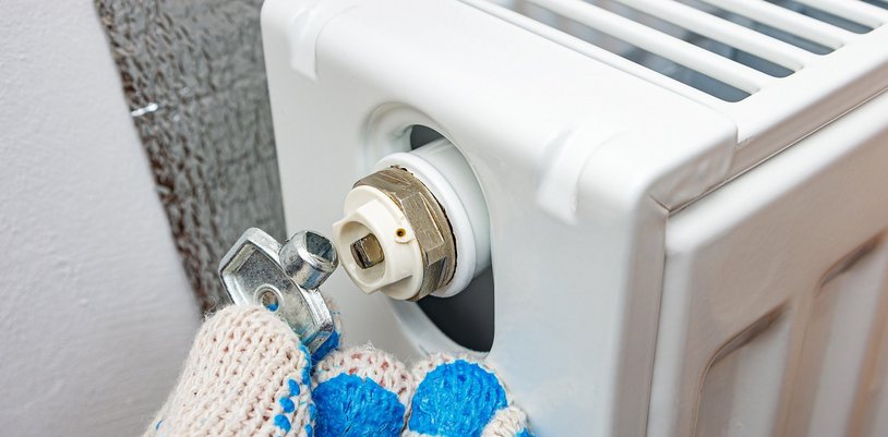 Vor kalter Jahreszeit die Heizung entlüften: So wird’s gemacht!